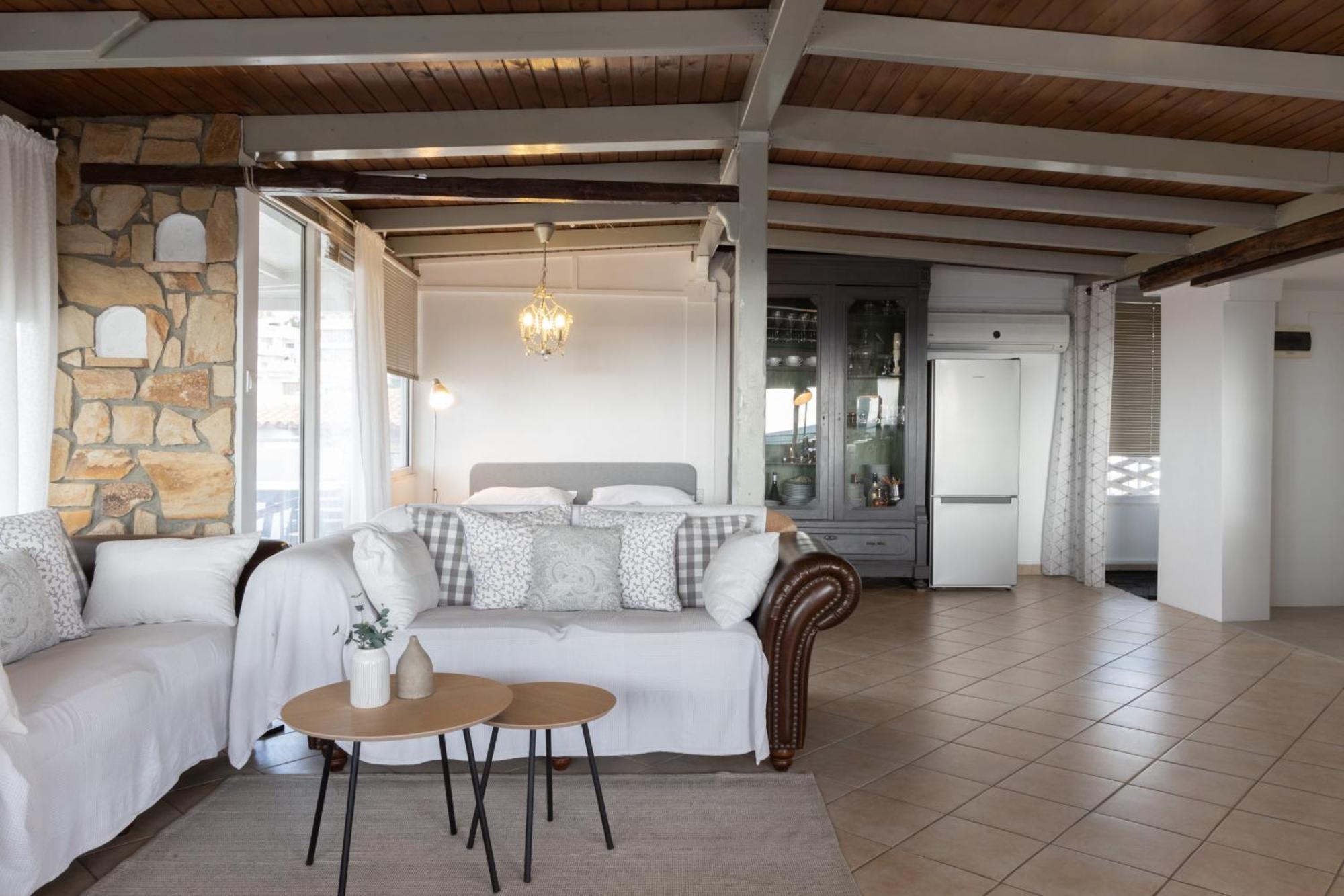 Sunny Loft With A Panoramic View Appartamento
